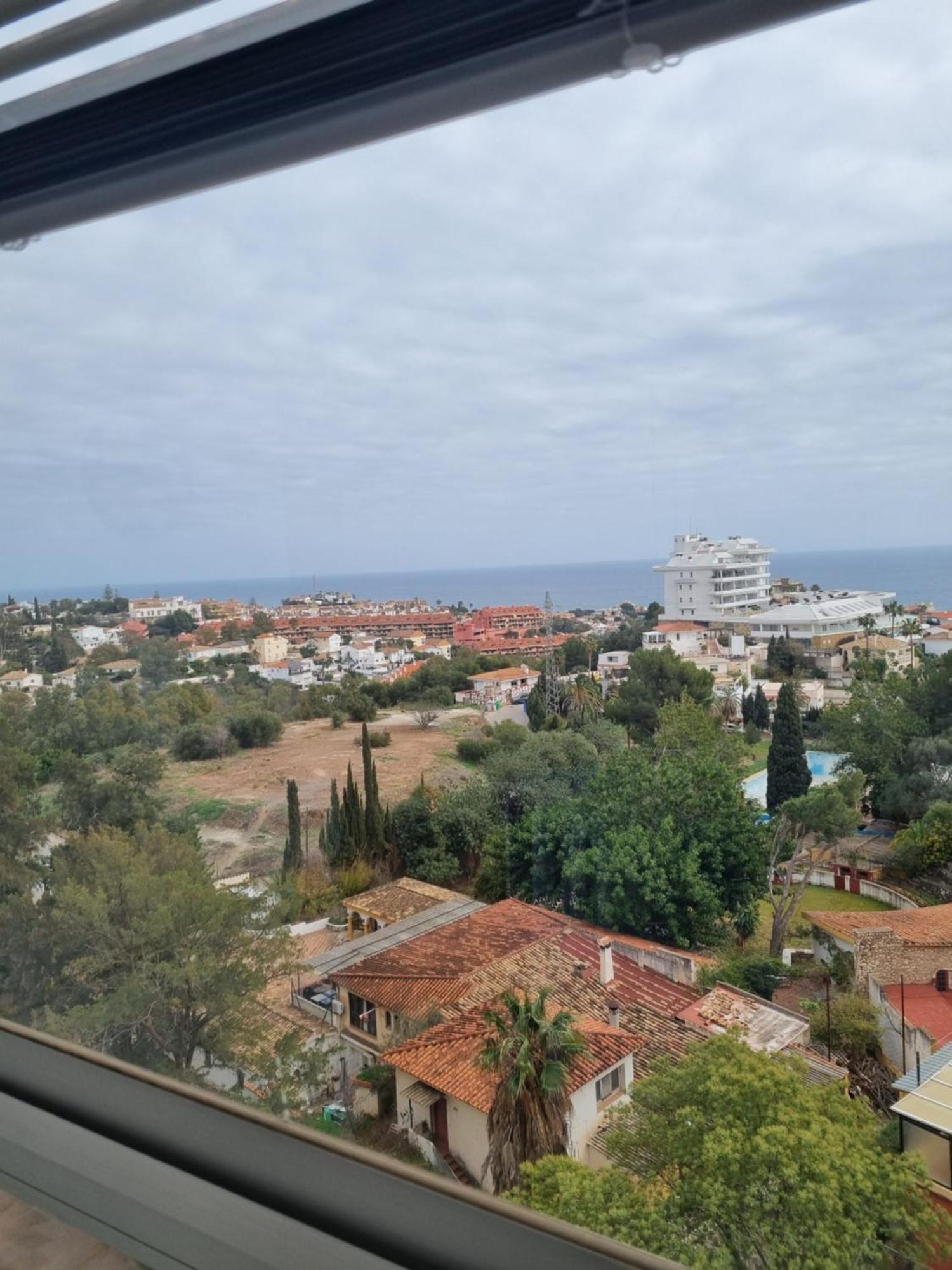 One Bedroom 7Th Floor Apartment With Amazing Views ฟูเอนฮิโรลา ภายนอก รูปภาพ