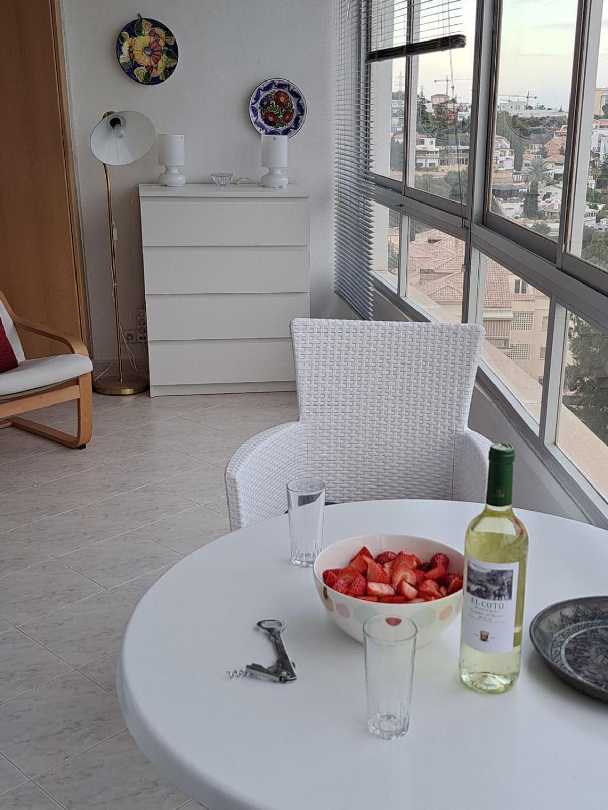 One Bedroom 7Th Floor Apartment With Amazing Views ฟูเอนฮิโรลา ภายนอก รูปภาพ
